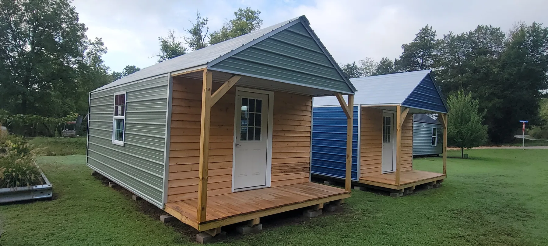 Basecamp Green portable cabin exterior